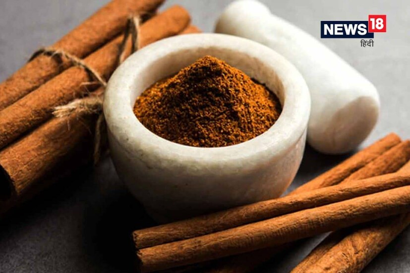 শ্যাম্পুর সঙ্গে দারচিনির তেল মেশালে উকুন নিয়ন্ত্রণ করে৷ বাচ্চাদের মাথায় উকুন কমানোর জন্য দারচিনির তেল বিকল্পহীন৷