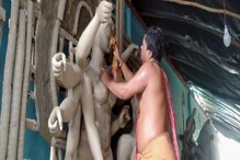 কাঁচামালের আকাশছোঁয়া দাম! প্রতিমা তৈরির খরচে মাথায় হাত প্রতিমা শিল্পীদের কাঁচামালের আকাশছোঁয়া দাম! প্রতিমা তৈরির খরচে মাথায় হাত প্রতিমা শিল্পীদের