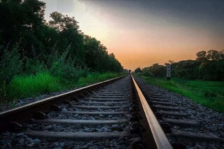 স্টেশনের পাশে উদ্ধার দেহ (প্রতীকী ছবি)