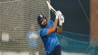 দুবাইতে রোহিত ফুল মুডে