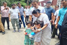 দুয়ারে রেশন নিয়ে বড় সিদ্ধান্ত রাজ্যের! রেশন ডিলারদের জন্য বড় ঘোষণা!