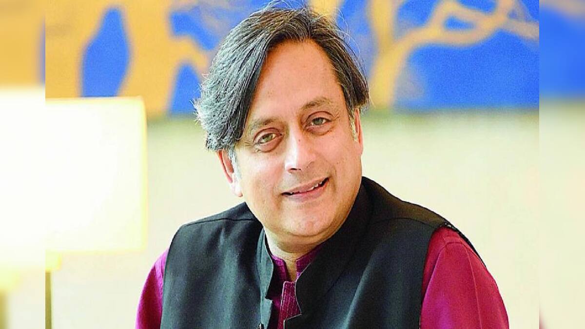 নয়া পালক শশী থারুরের মুকুটে! ফ্রান্সের সর্বাধিক সম্মানে ভূষিত কংগ্রেস সাংসদ!