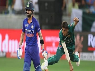 বিরাটের লড়াকু ইনিংসের প্রশংসায় সৌরভ