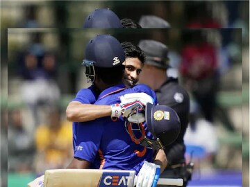  shubman gill dedicates his mom award to his father