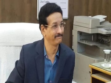 উত্তরবঙ্গ বিশ্ববিদ্যালয়ের উপাচার্য সুবীরেশ ভট্টাচার্য। 