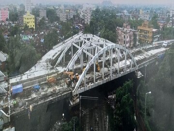উদ্বোধনের অপেক্ষায় নতুন টালা সেতু৷ 