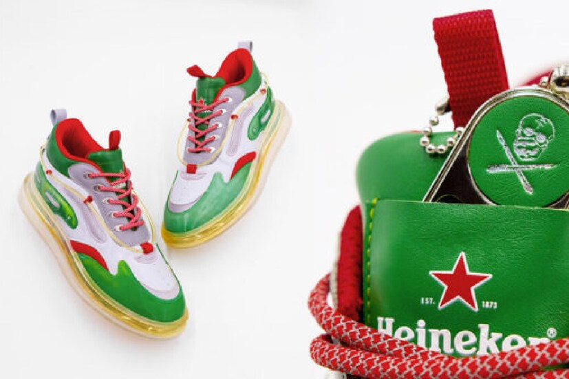 এই জুতোর একটি ভিডিও টুইটারে শেয়ার করেছে সংস্থা। ইতিমধ্যে এই জুতোর চাহিদা তুঙ্গে।