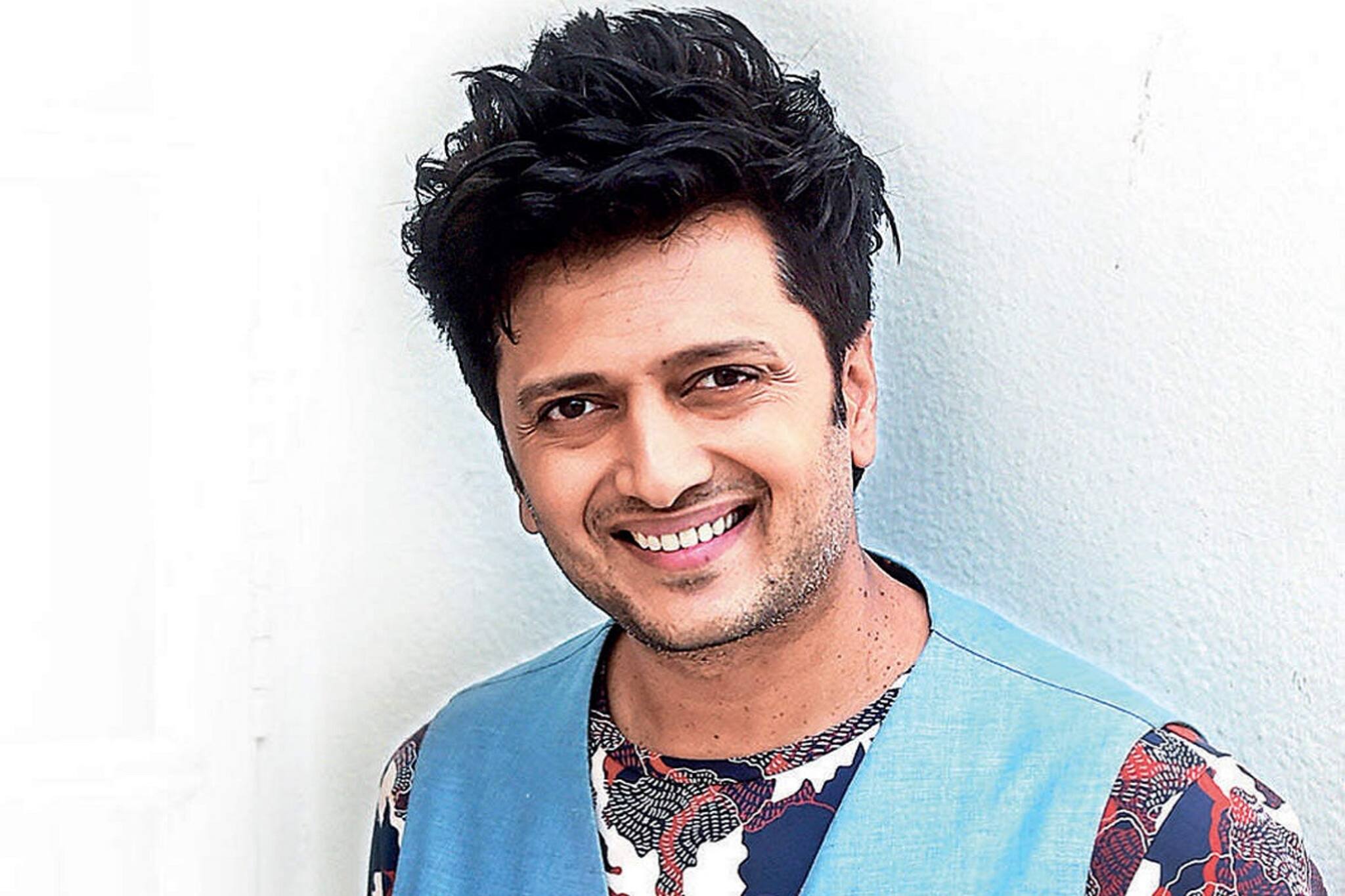 রিতেশ দেশমুখের প্রথম ওটিটি! তামান্নার সঙ্গে নেটফ্লিক্সে পা রাখছেন অভিনেতা