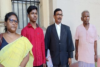 আসরে বিচারপতি অভিজিৎ গঙ্গোপাধ্যায়