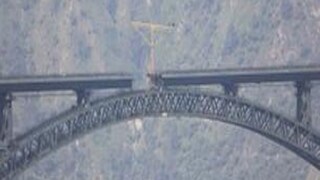 মাত্র ২৪ ঘণ্টার অপেক্ষা, আগামিকাল হতে চলেছে চেনাব সেতুর গোল্ডেন জয়েন্ট