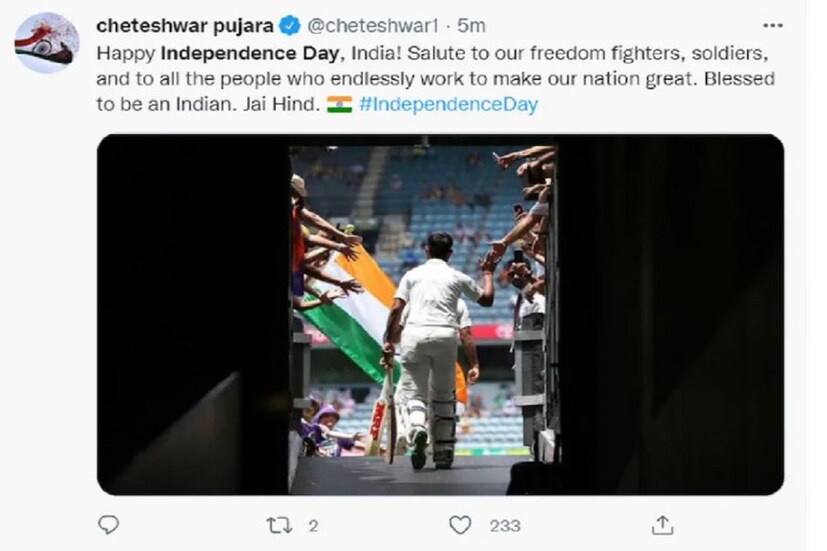 ভারতীয় ব্যাটসম্যান চেতেশ্বর পূজারা, যিনি বর্তমানে ইংল্যান্ডে ক্রিকেট খেলছেন, তিনিও স্বাধীনতা দিবস উপলক্ষে একটি বিশেষ বার্তা শেয়ার করেছেন। তিনি লিখেছেন, শুভ স্বাধীনতা দিবস, ভারত! আমাদের মুক্তিযোদ্ধা, সৈনিক এবং যারা আমাদের জাতিকে মহান করার জন্য অবিরাম কাজ করে তাদের সবাইকে স্যালুট। ভারতীয় হতে পেরে ধন্য। জয় হিন্দ!। (Cheteswar Pujara Twitter)
