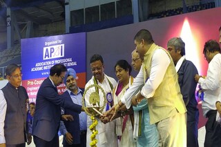 ফিরহাদের চাকরি নিয়ে দাবি