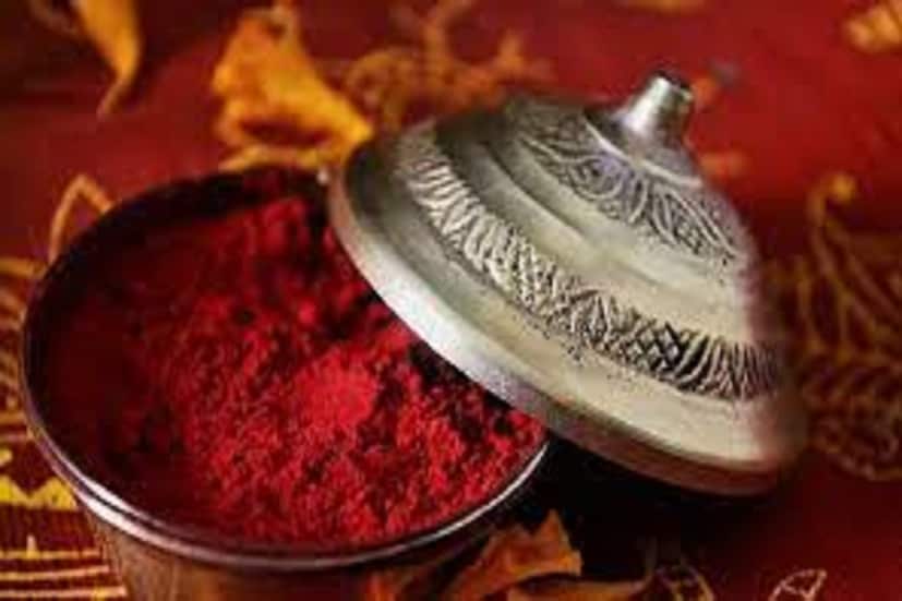 ভগবান গণেশকে সিঁদুর দিলে সেই লাল রঙের সিঁদুর নিজেও কপালে পড়ে নিন এতে বিশেষ ফল পাওয়া যাবে ৷ প্রতীকী ছবি ৷