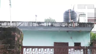 জম্মুতে বাড়ির ভিতরে একই পরিবারের ৬ জনের দেহ উদ্ধার ! এলাকায় চাঞ্চল্য Photo Courtesy: ANI