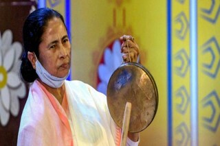 দুর্গাপুজোয় ১১দিন ছুটি ঘোষণা মমতার