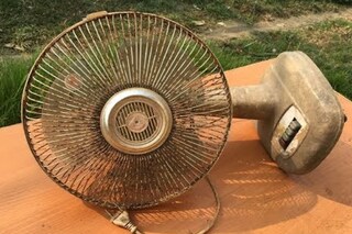 প্রাণঘাতী টেবিল ফ্যান