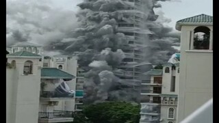 পিলারের প্রায় ৭,০০০ গর্তে ৩,৭০০ কেজি বিস্ফোরক ঢোকানো ছিল পিলারের প্রায় ৭,০০০ গর্তে ৩,৭০০ কেজি বিস্ফোরক ঢোকানো ছিল