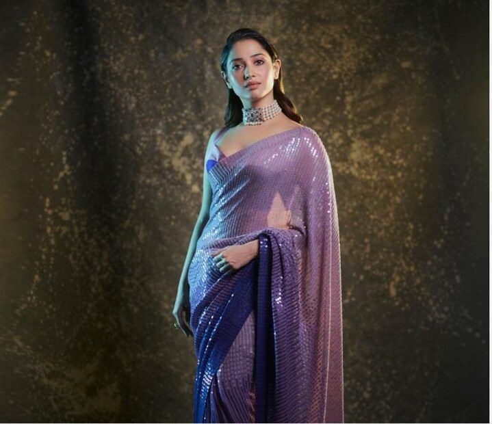 অক্ষয় কুমারের বিপরীতে 'হিম্মতওয়ালা' ছবি দিয়ে বলিউডে পা রাখেন তমান্না, কাজ করেছেন 'এন্টারটেইনমেন্ট'-এও