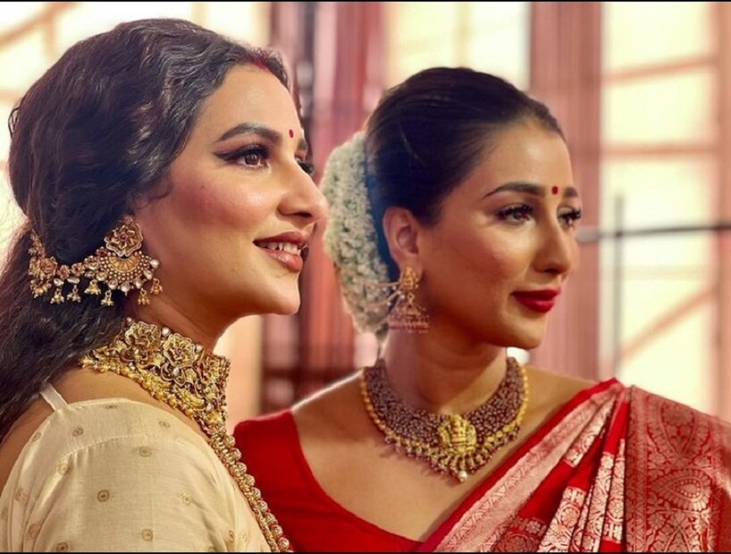 পুজোর সাজে শুভশ্রী। সঙ্গে সায়ন্তিকা। এই ছবি সোশ্যাল মাধ্যমে পোস্ট করেছেন শুভ। photo source Instagram