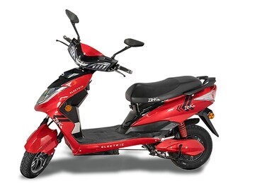 সেই পুরনো Kinetic স্কুটার আবার ফিরল ভারতে! নস্ট্যালজিক হবেন দেখে সেই পুরনো Kinetic স্কুটার আবার ফিরল ভারতে! নস্ট্যালজিক হবেন দেখে