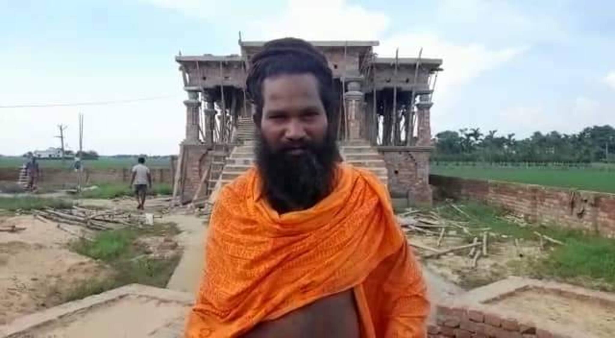 Hooghly news: লটারিতে কোটি টাকা জিতে মহৎ কাজে ব্যায় করলেন বিজেতা