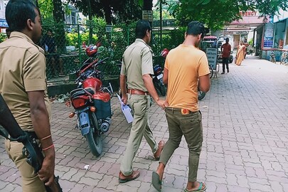 দোকানে আগুন লাগানোর ঘটনায় গ্রেফতার এক!