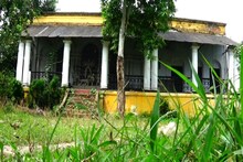 মায়ের সঙ্গে কোদালিয়ার এই বাড়িতেই দুর্গাপুজোর সময় আসতেন সুভাষচন্দ্র