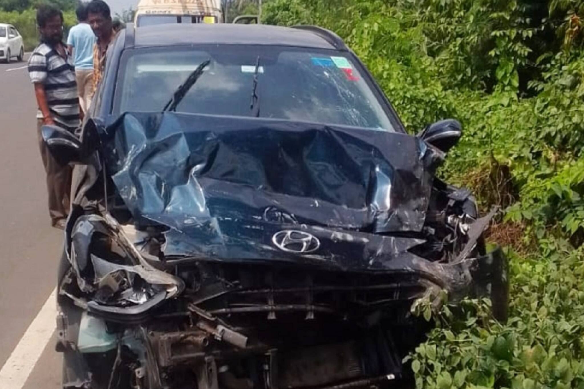 Howrah News: মোবাইল ভ্যানের ধাক্কা গাড়িতে, মৃত ১ ঠিকা কর্মী