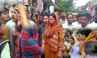 সামশেরগঞ্জে বিক্ষোভের মুখে মন্ত্রী