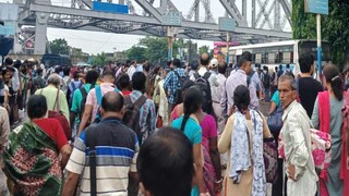 বিজেপির নবান্ন অভিযানের দিন রাস্তায় বাসের দেখা নেই, চরম দুর্ভোগে যাত্রীরা