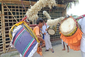 ঢাকিরা