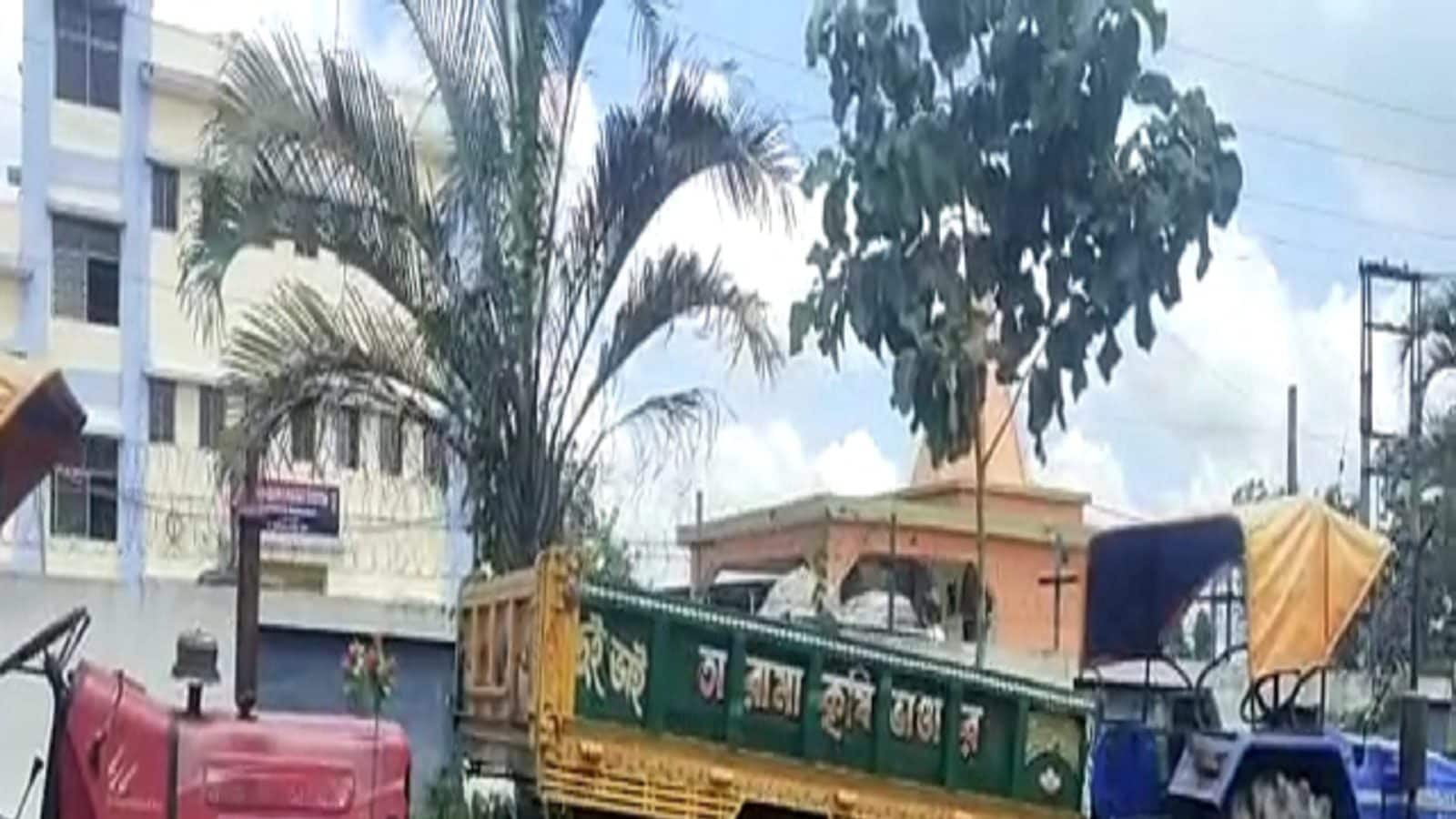 Purba Bardhaman নিষেধাজ্ঞা অমান্য করে বালি তুলেছল মাফিয়ারা, পুলিশের