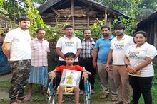 হঠাৎই দুটি কিডনিই বিকল কিশোরের! পাশে দাঁড়াল আমতার স্বেচ্ছাসেবী সংগঠন