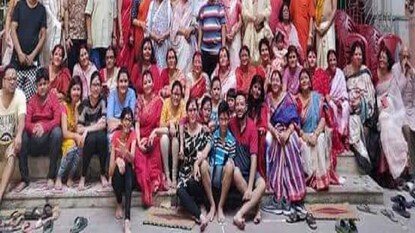 গঙ্গা দূষণ ঠেকাতে দুর্গাপুজোয় কলকাতার এক বনেদি বাড়ির ব্যতিক্রমী উদ্যোগ গঙ্গা দূষণ ঠেকাতে দুর্গাপুজোয় কলকাতার এক বনেদি বাড়ির ব্যতিক্রমী উদ্যোগ