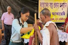 পুজোয় ছাত্র-ছাত্রীদের মানবিক কাজ, দুঃস্থ মানুষদের হাতে তুলে দিল পোশাক পুজোয় ছাত্র-ছাত্রীদের মানবিক কাজ, দুঃস্থ মানুষদের হাতে তুলে দিল পোশাক