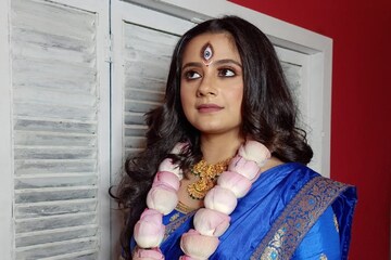 শিব ও শক্তির মেল বন্ধন! অভিনব ফটোশ্যুটে দেবাশিস, অরুণিমা, তন্নিষ্ঠারা শিব ও শক্তির মেল বন্ধন! অভিনব ফটোশ্যুটে দেবাশিস, অরুণিমা, তন্নিষ্ঠারা