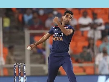 Ind vs Aus: Bhuvneshwar Kumar's19th over became a nightmare