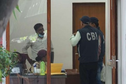 সিবিআই হানা