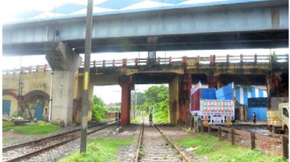 After puja Cossipore rail bridge repairing will be started After puja Cossipore rail bridge repairing will be started