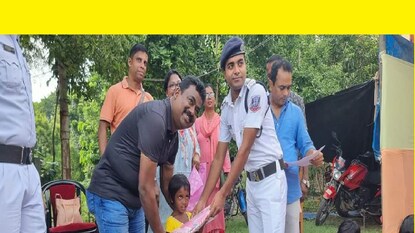 Santragachi thana distributed new cloths to poor children for Durga Puja 2022 Santragachi thana distributed new cloths to poor children for Durga Puja 2022