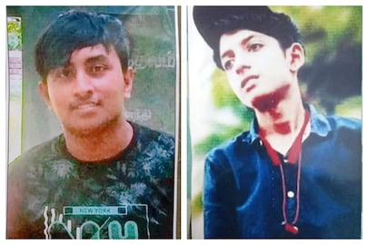 নিহত দুই ছাত্র অতনু দে এবং অভিষেক নস্কর৷