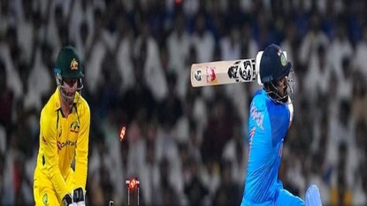 এভাবেই বারবার আউট রাহুল এভাবেই বারবার আউট রাহুল