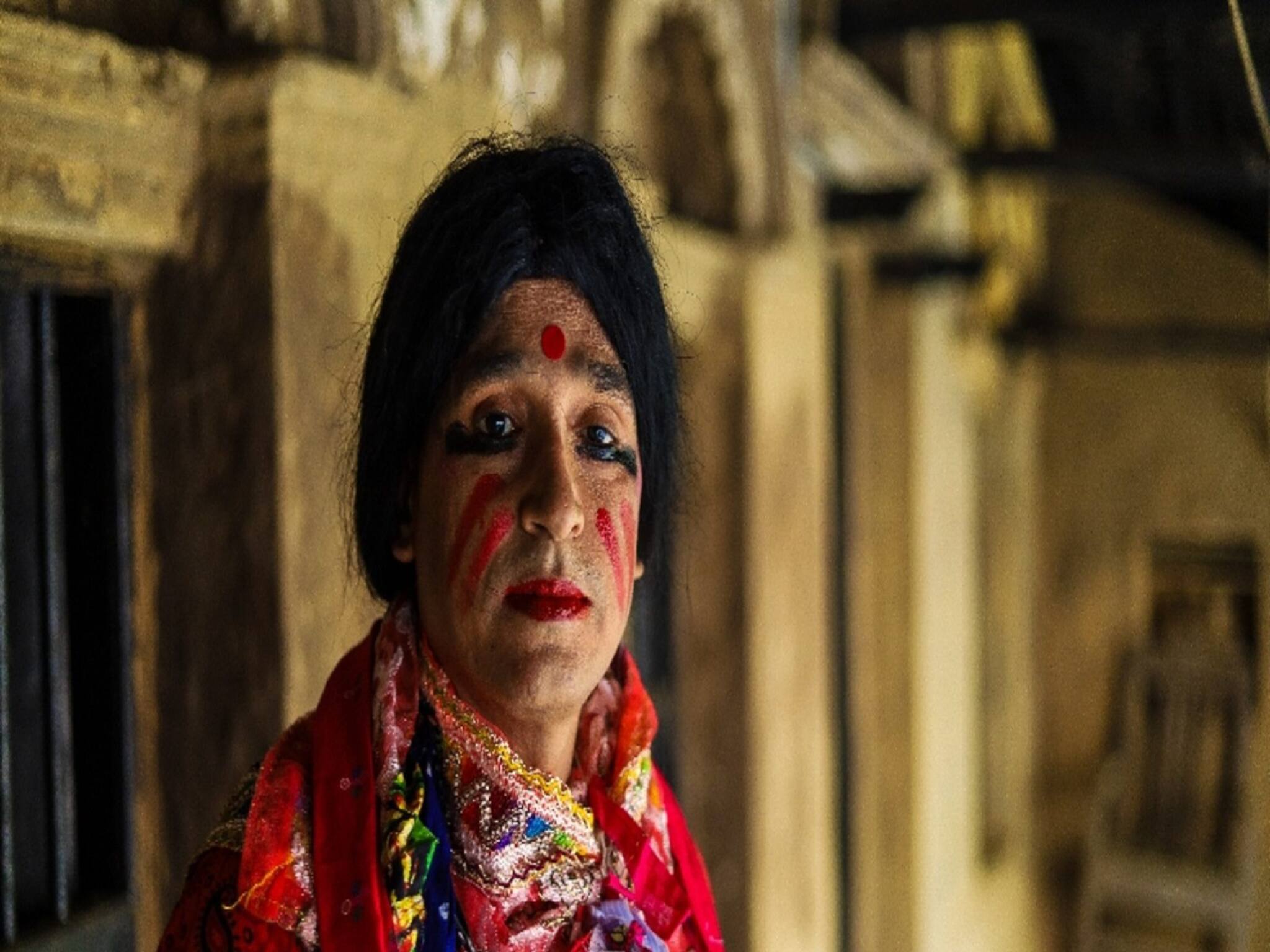 Hooghly News: শিক্ষক দিবসে হঠাৎ বহুরূপী সেজে স্কুলে হাজির প্রধান শিক্ষক, কারণ শুনলে চমকে যাবেন