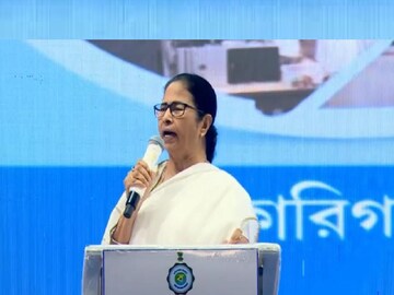Mamata Banerjee will be inagaurating  more than 300 puja pandals on tritiya