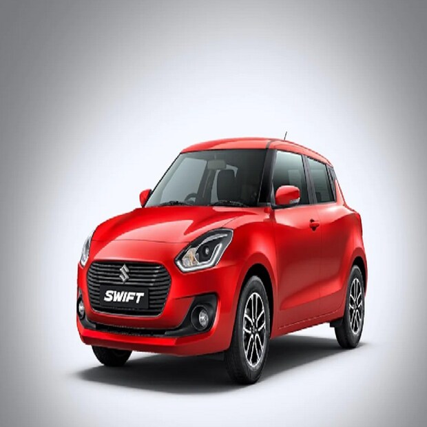 মান্থলি EMI ও সুদের হার  Maruti Swift ZXI ভেরিয়েন্টের অনরোড প্রাইস ৮,৪৬,৩৫৫ টাকা ৷ আপনি যদি কেবল ১ লক্ষ টাকা ডাউনপেমেন্ট করেন (অন রোডের সঙ্গে প্রসেসিং ফি ও প্রথম মাসের ইএমআই) তাহলে ৯ শতাংশ সুদের হার হিসেবে আপনাকে ৭,৪৬,৩৫৫ টাকা কার লোন পেয়ে যাবেন ৷ কারদেখো ইএমআই ক্যালকুলেটর অনুযায়ী, আপনাকে ৫ বছরের জন্য প্রতি মাসে ১৫,৪৯৩ টাকা ইএমআই দিতে হবে ৷ Maruti Swift ZXI এর জন্য কার লোনের ক্ষেত্রে আপনাকে ৫ বছরের জন্য ১.৮৩ লক্ষ টাকা সুদ হিসেবে দিতে হবে ৷ 