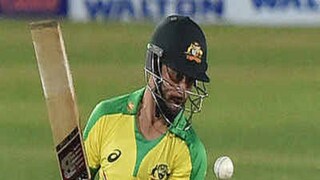 ওয়াডে অপরাজিত থেকে গেলেন ৪৫ রানে। চার বল বাকি থাকতেই জিতে গেল অস্ট্রেলিয়া ওয়াডে অপরাজিত থেকে গেলেন ৪৫ রানে। চার বল বাকি থাকতেই জিতে গেল অস্ট্রেলিয়া