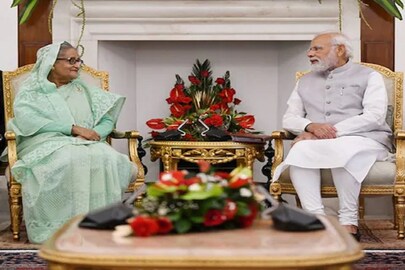 বৈঠকে শেখ হাসিনা ও নরেন্দ্র মোদি