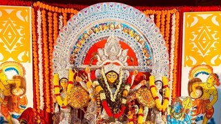 দেশ থেকে অনেক দূরে থাকা মানুষগুলোর পুজোয় বাড়ির জন্য মন কেমন করলেও উপায় ছিল না দেশে ফেরার