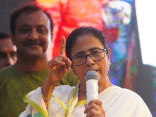 একই দিনে ভার্চুয়াল মাধ্যমে রাজ্যের ২৬৩ টি পুজো উদ্বোধন করেছেন মমতা বন্দ্যোপাধ্যায়