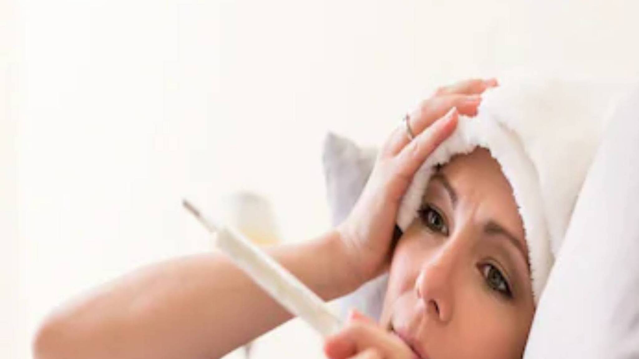 পুজোর মুখে ঘরে ঘরে জ্বর! ডেঙ্গু নাকি সিজনাল ফিভার, বুঝবেন কী করে, জানুন করণীয়